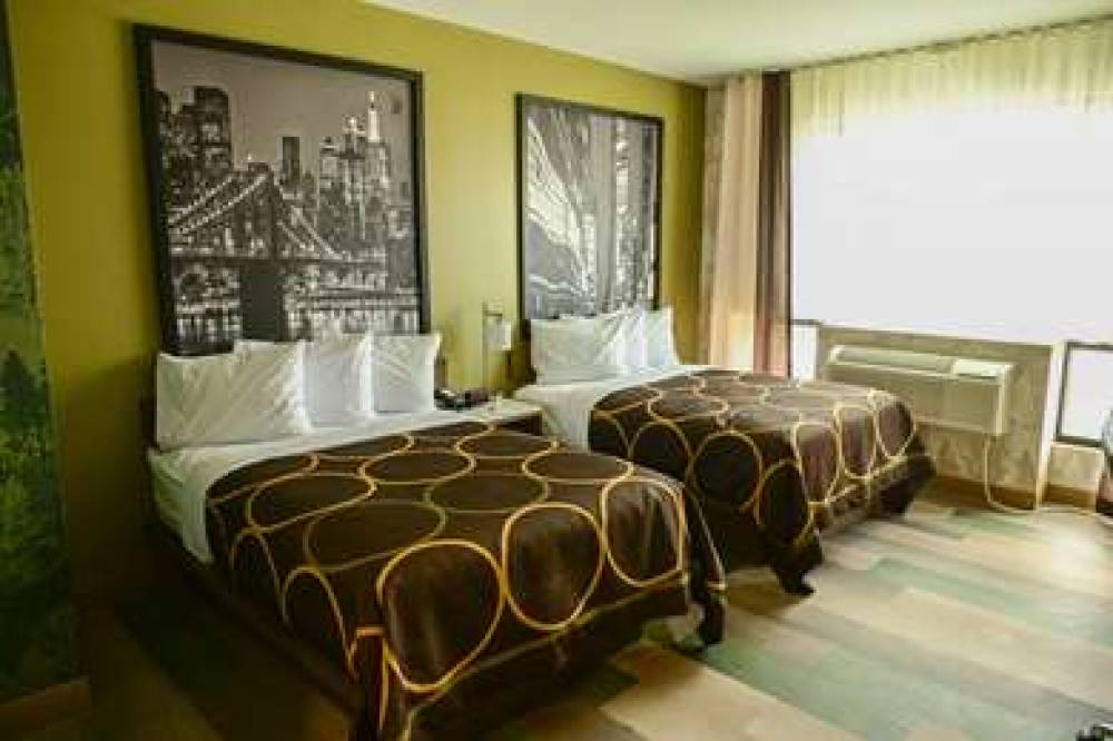 SUPER 8 BY WYNDHAM BRONX NEAR BOTAN 5