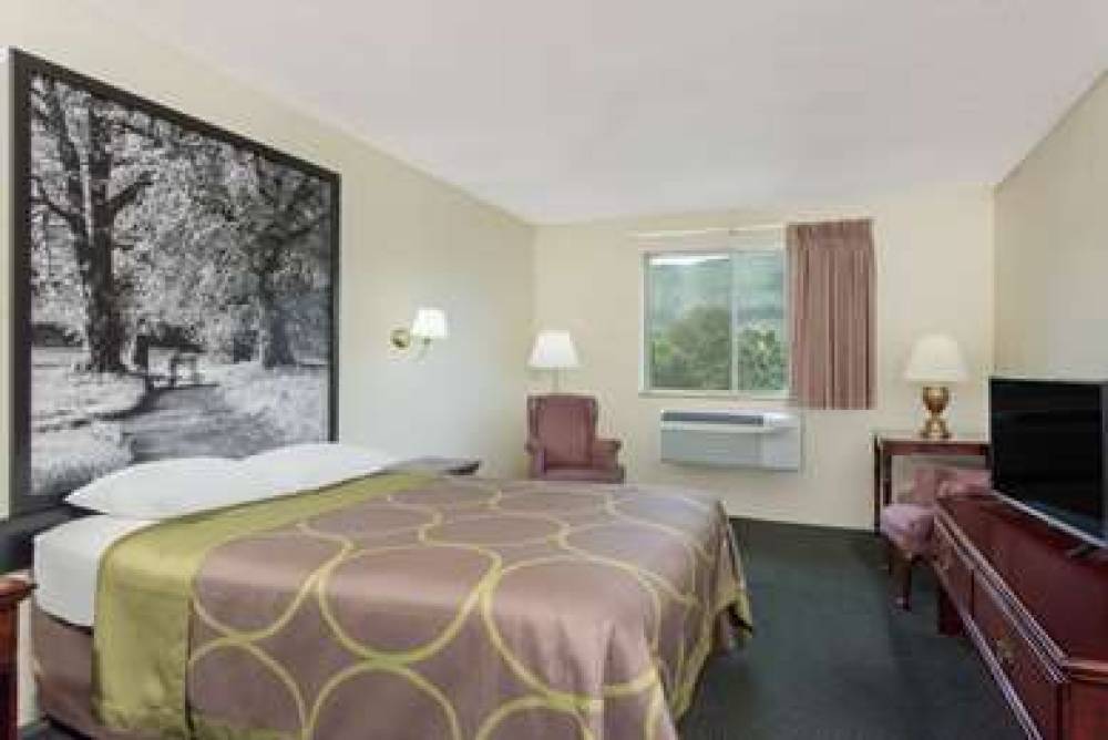 Super 8 By Wyndham Burnham/Lewistown 5