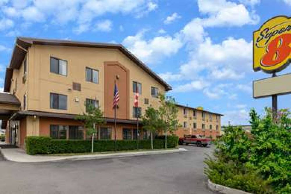 SUPER 8 BY WYNDHAM BUTTE MT 3