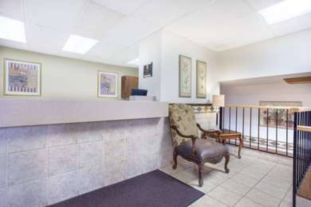 SUPER 8 BY WYNDHAM BUTTE MT 6