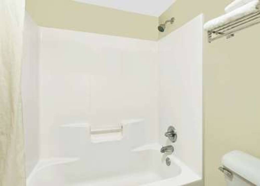 Super 8 By Wyndham Byron/South Macon 9