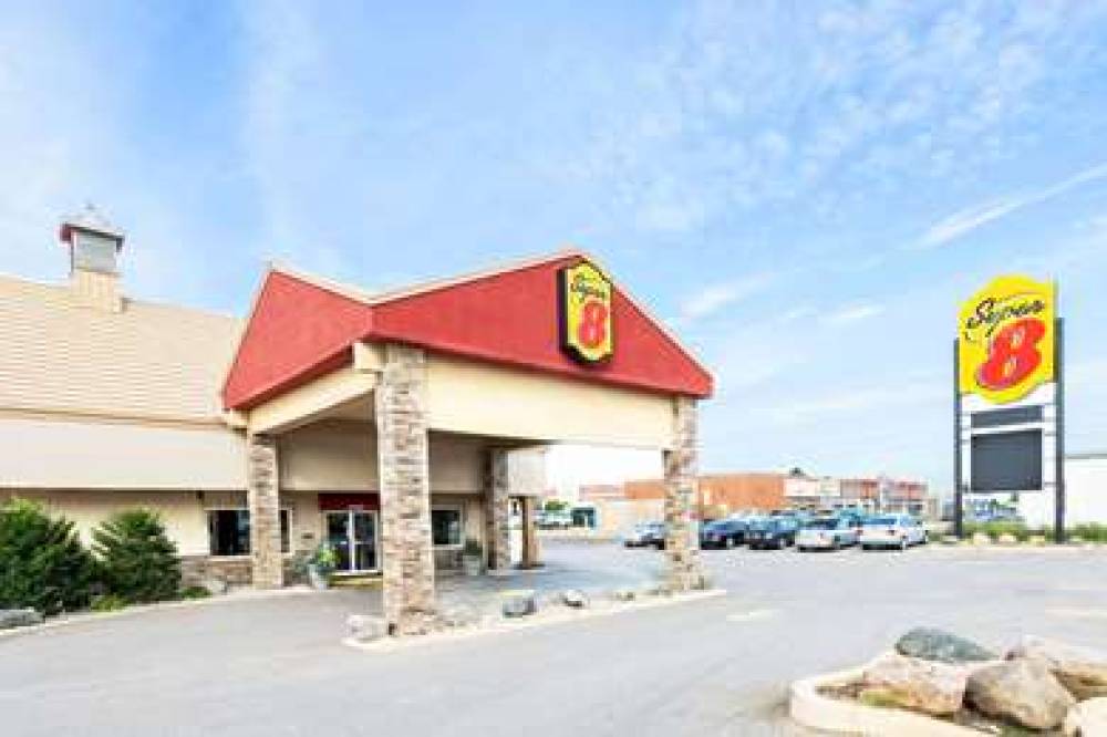 Super 8 By Wyndham Cambridge/Kitchener/Waterloo Area