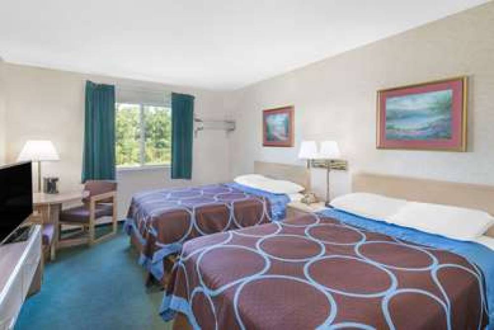 Super 8 By Wyndham Canandaigua 8