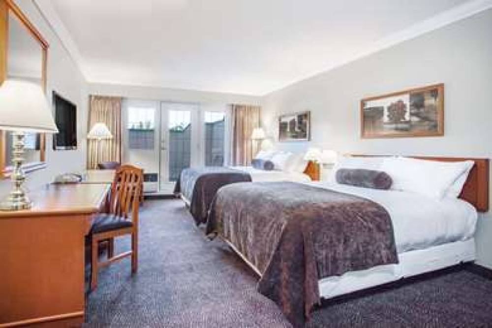 Super 8 By Wyndham Castlegar BC 5