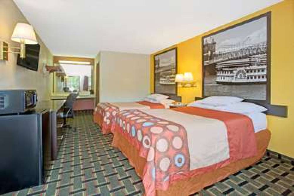 Super 8 By Wyndham Cincinnati OH 10