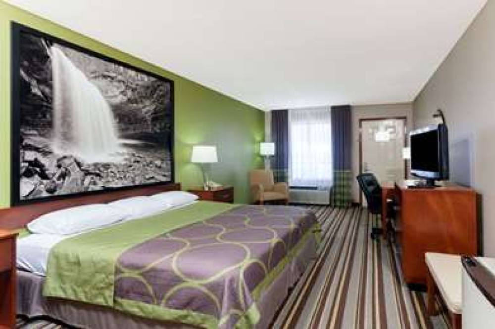 SUPER 8 BY WYNDHAM CLARKSVILLE NORT 3