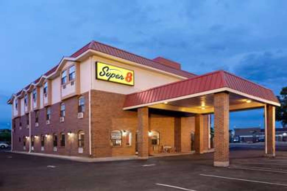 Super 8 By Wyndham Colorado Springs/Afa Area 5