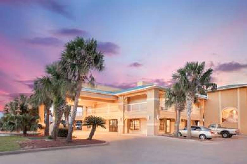 Super 8 By Wyndham Corpus Christi
