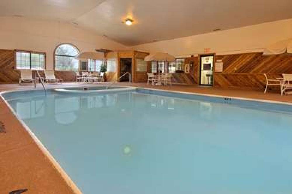 SUPER 8 BY WYNDHAM COSHOCTON ROSCOE 3