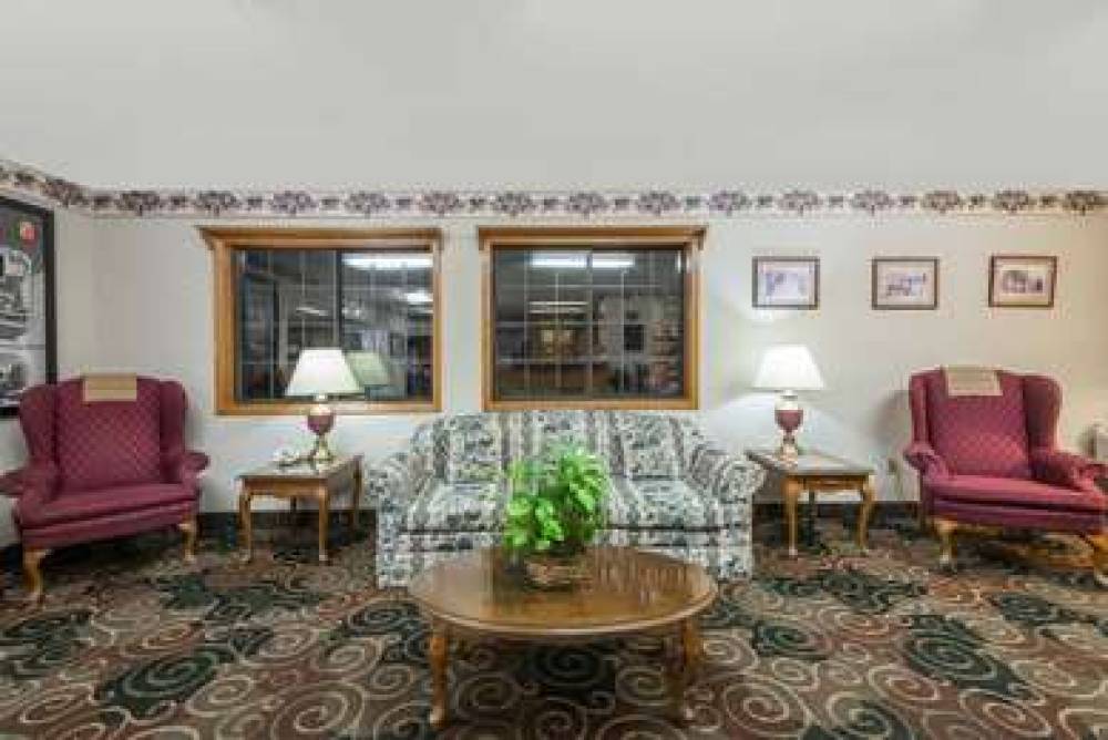 SUPER 8 BY WYNDHAM COSHOCTON ROSCOE 2