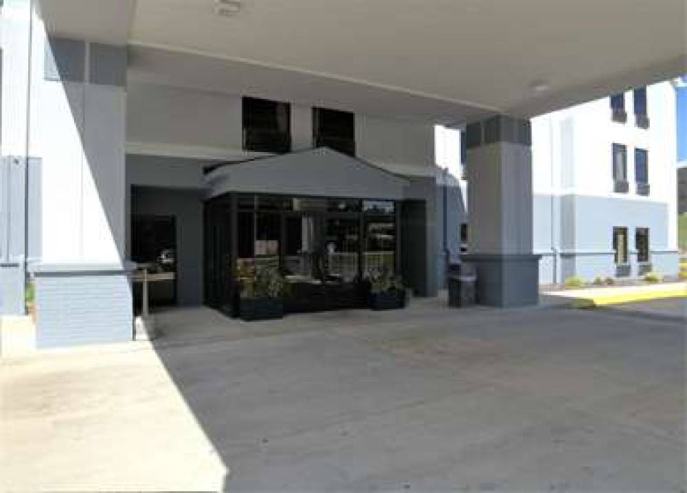 Super 8 By Wyndham Crossville Tn