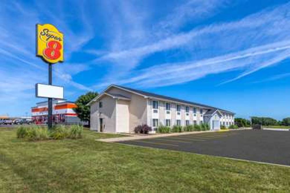 Super 8 By Wyndham El Dorado 1