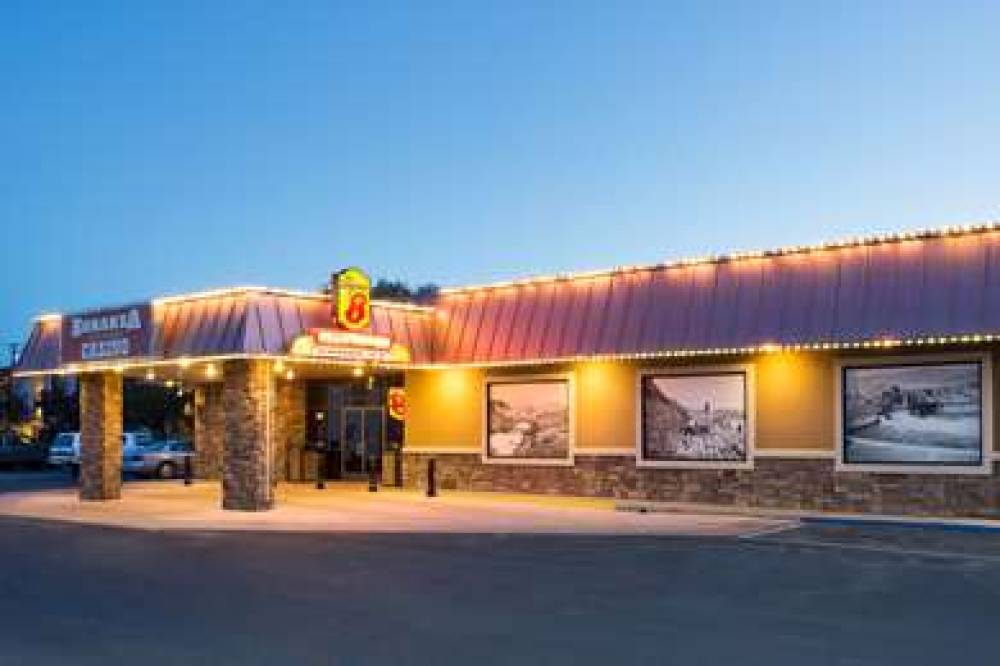 Super 8 By Wyndham Fallon