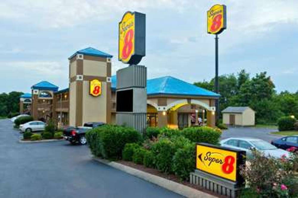 Super 8 By Wyndham Franklin Hwy 31