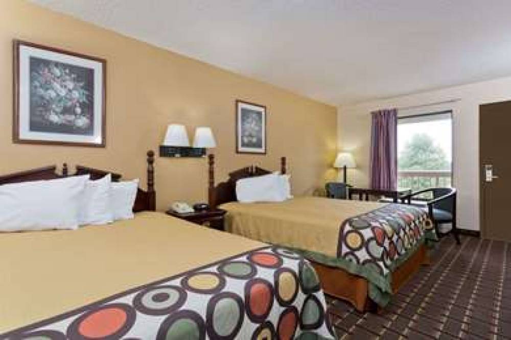 SUPER 8 BY WYNDHAM FRANKLIN HWY 31 3
