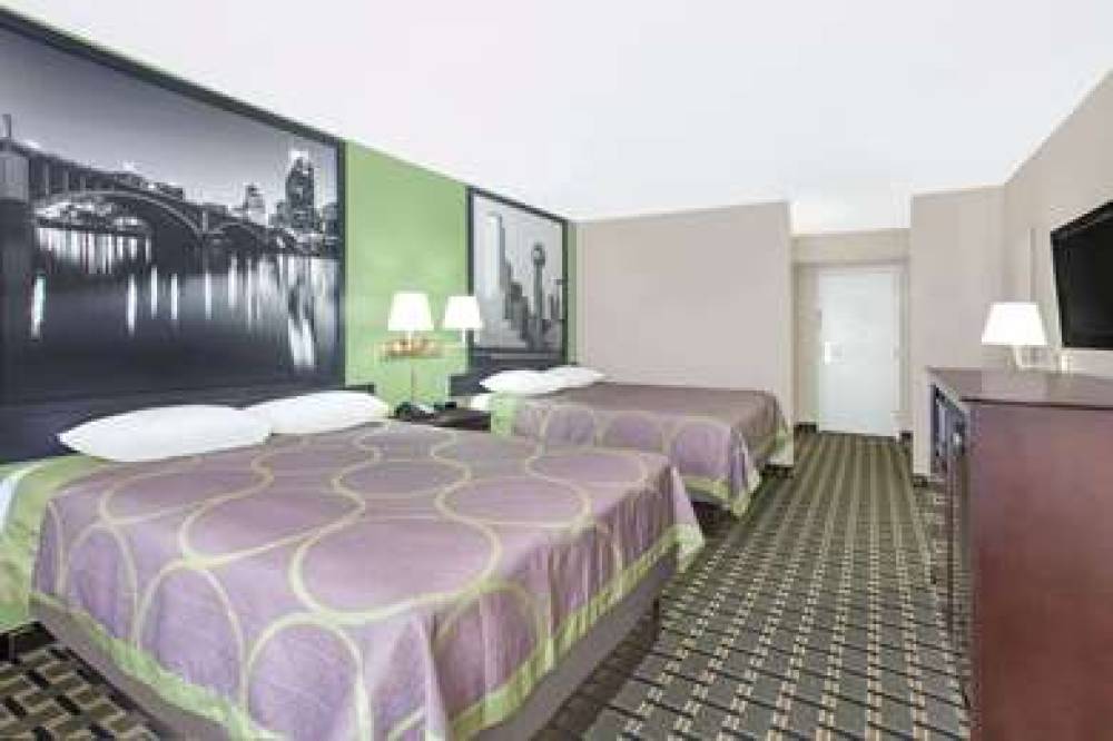 Super 8 By Wyndham Grand Prairie North 5