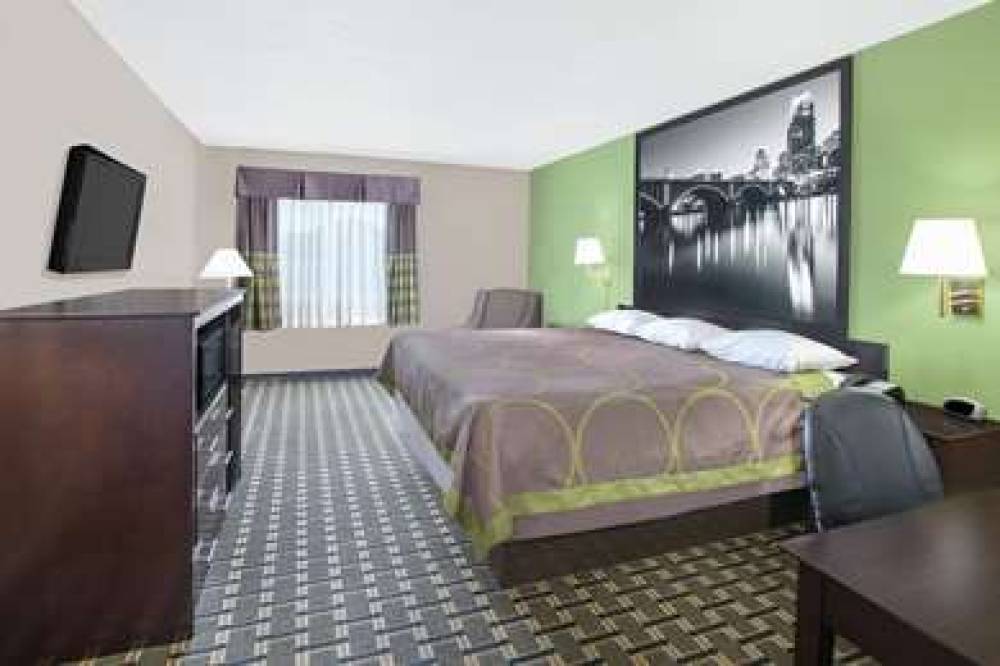 Super 8 By Wyndham Grand Prairie North 8