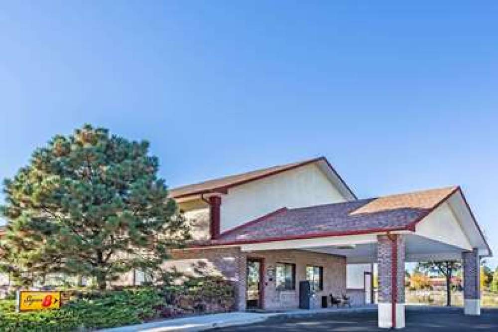 Super 8 By Wyndham Greeley