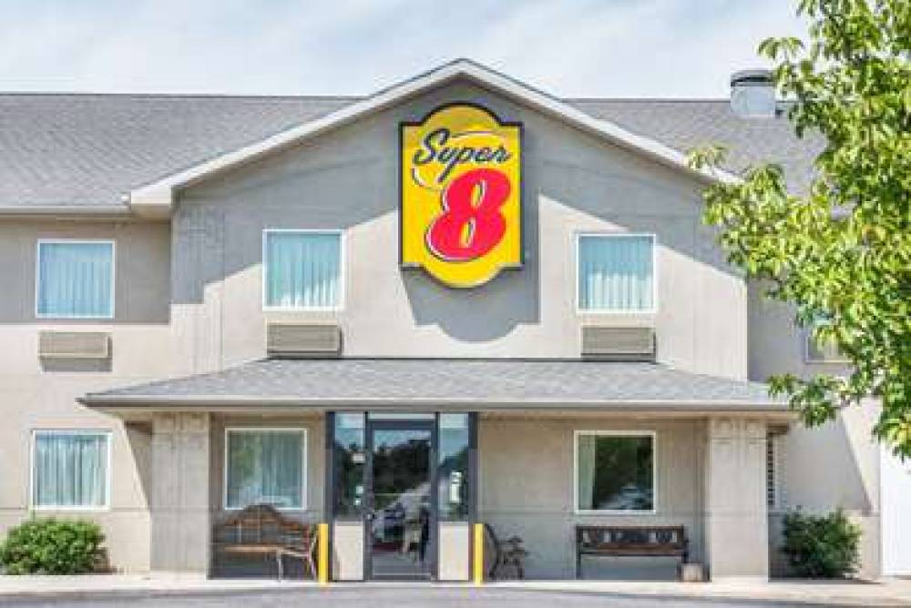 Super 8 By Wyndham Hagerstown/Halfway Area