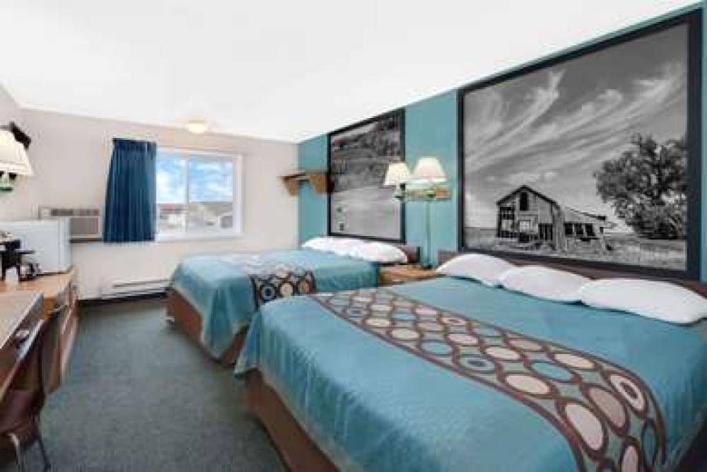 Super 8 By Wyndham Huron 6
