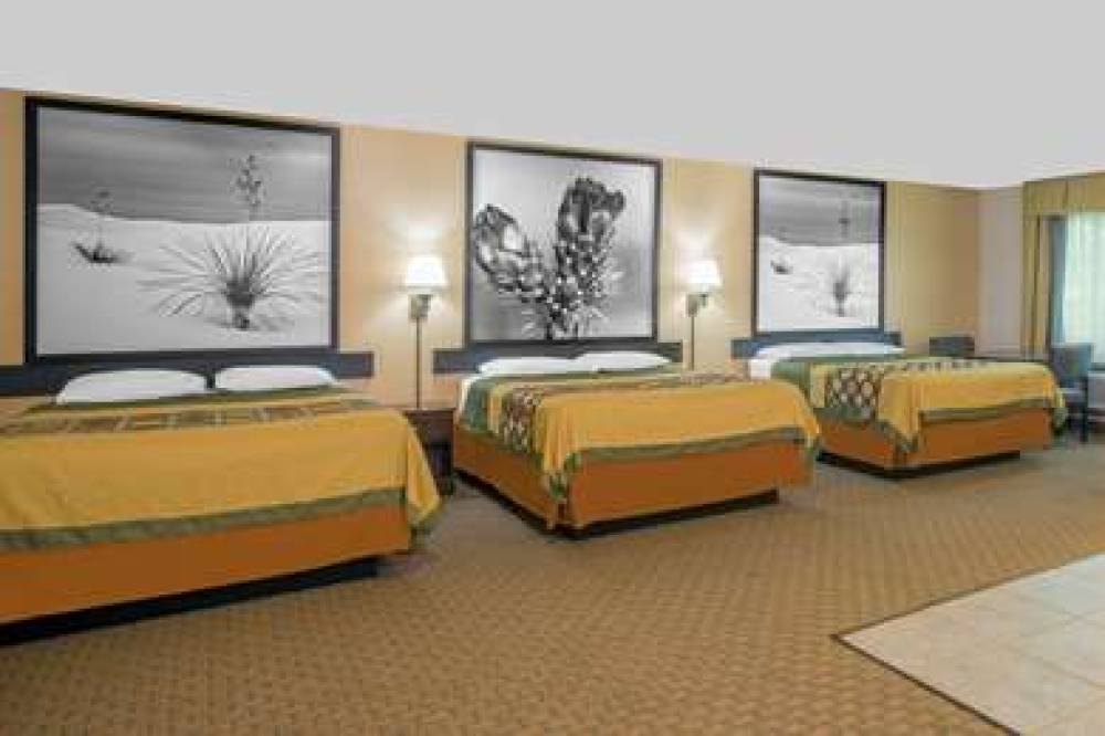 SUPER 8 BY WYNDHAM IDABEL 6