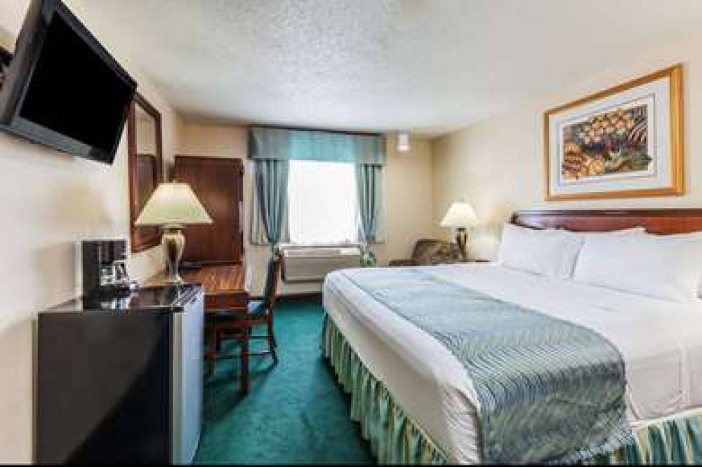 SUPER 8 BY WYNDHAM IRVING DFW AIRPO 10