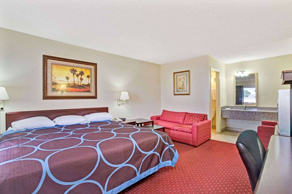 Super 8 By Wyndham Jacksonville Orange Park 9