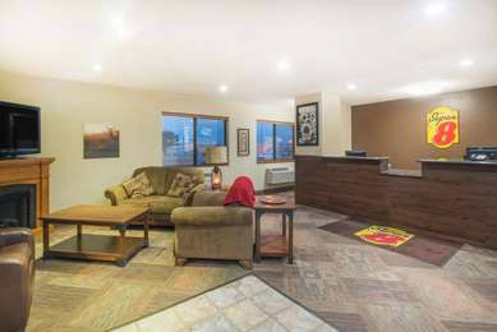 Super 8 By Wyndham Jamestown 4