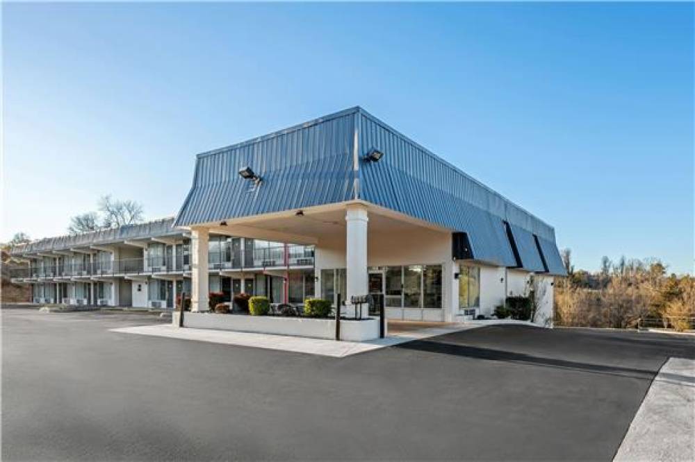 SUPER 8 BY WYNDHAM KINGSPORT /I-81 2