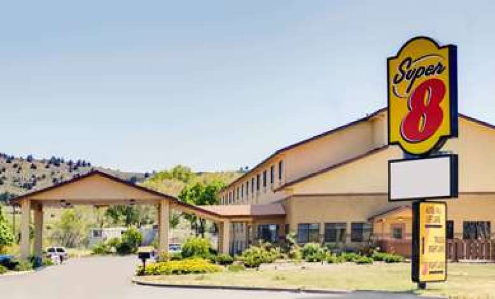 SUPER 8 BY WYNDHAM KLAMATH FALLS 10