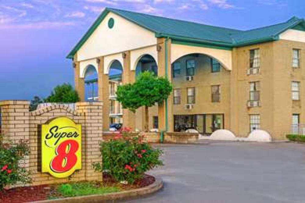 Super 8 By Wyndham Lakeland 2
