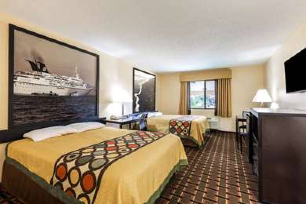 SUPER 8 BY WYNDHAM LEAGUE CITY 10