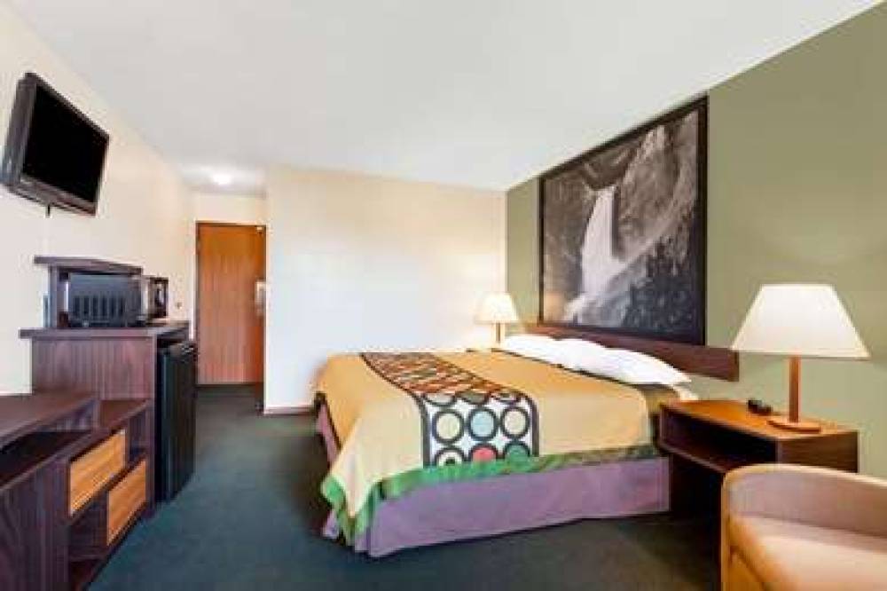 Super 8 By Wyndham Livingston Yellowstone 10