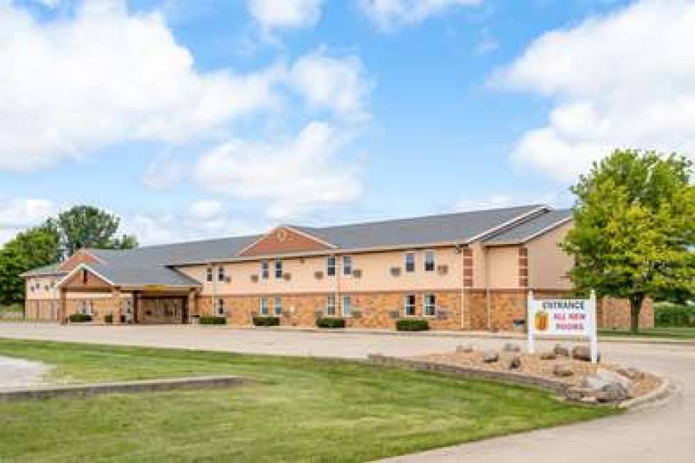 SUPER 8 BY WYNDHAM MATTOON 1