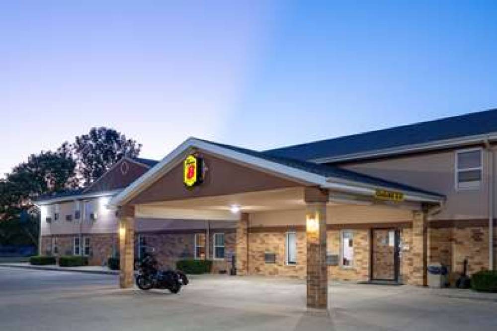 SUPER 8 BY WYNDHAM MATTOON 9