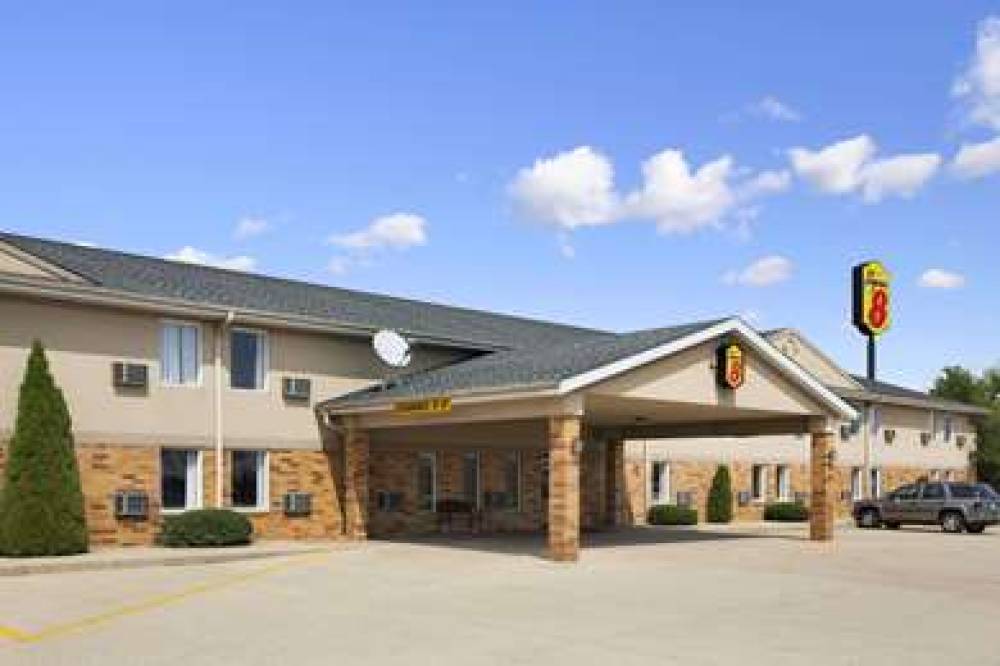 SUPER 8 BY WYNDHAM MATTOON 2
