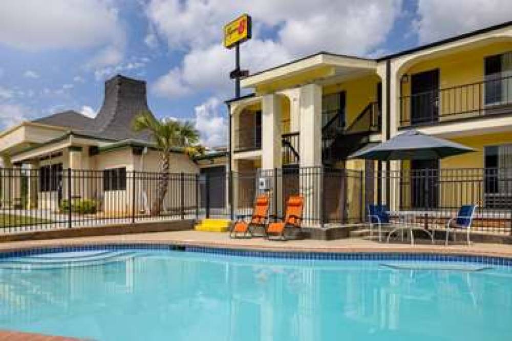SUPER 8 BY WYNDHAM MCDONOUGH GA 6