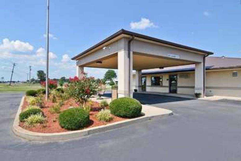 SUPER 8 BY WYNDHAM MCGEHEE 1