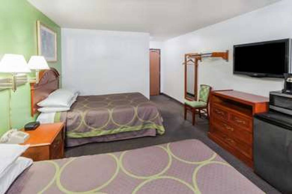 Super 8 By Wyndham Merrillville 2