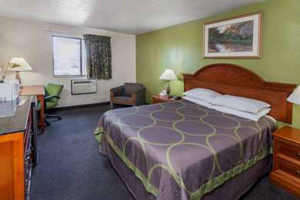 Super 8 By Wyndham Merrillville 1