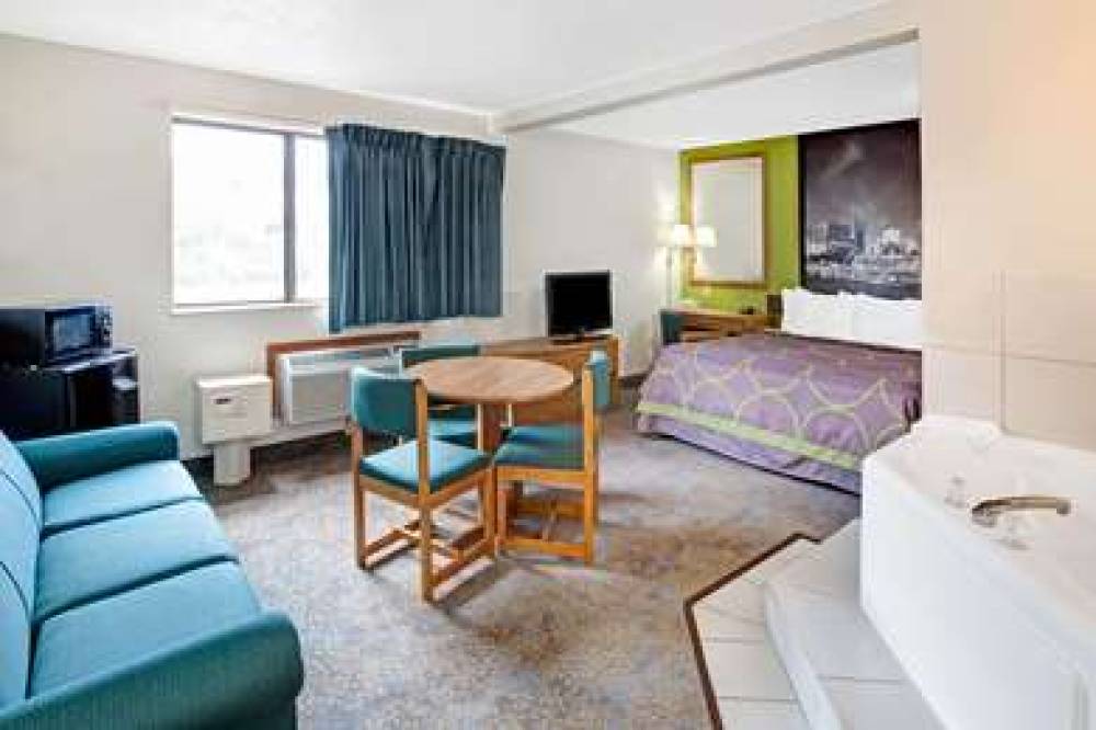 Super 8 By Wyndham Mokena/Frankfort /I-80 8