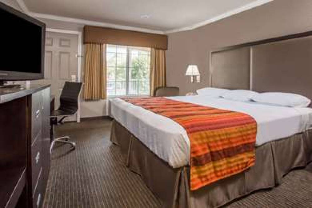 Super 8 By Wyndham Mountain View 10