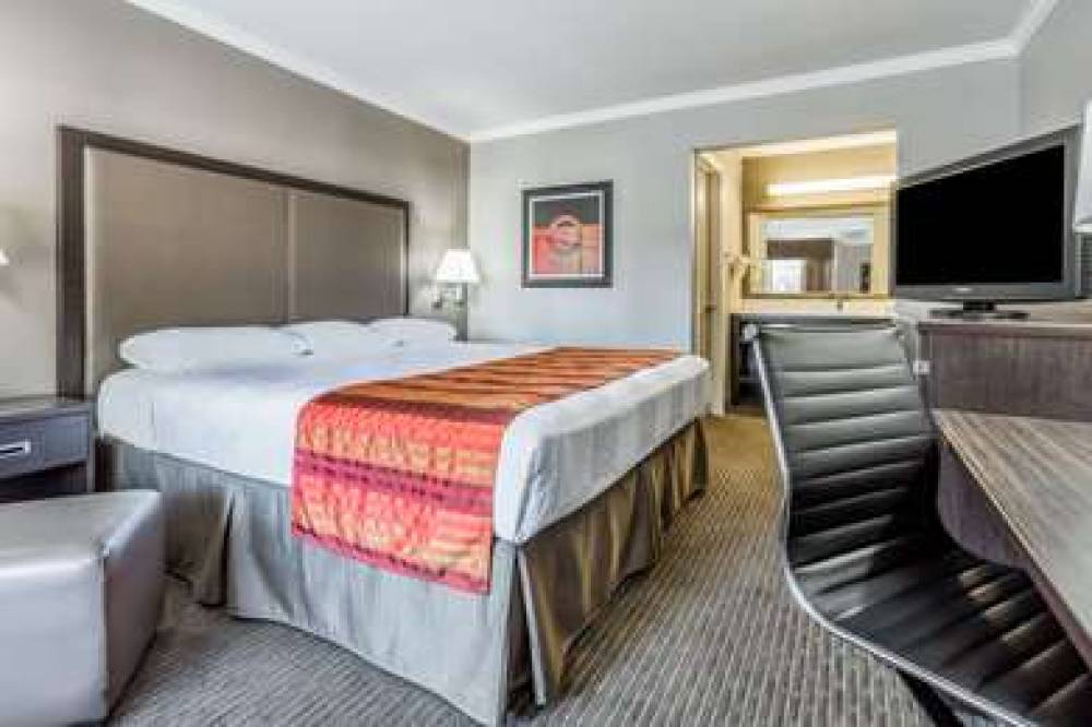 Super 8 By Wyndham Mountain View 7