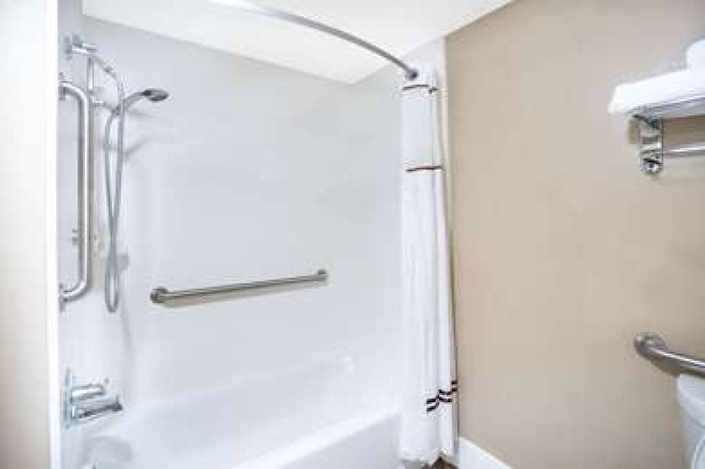 Super 8 By Wyndham Murfreesboro 8
