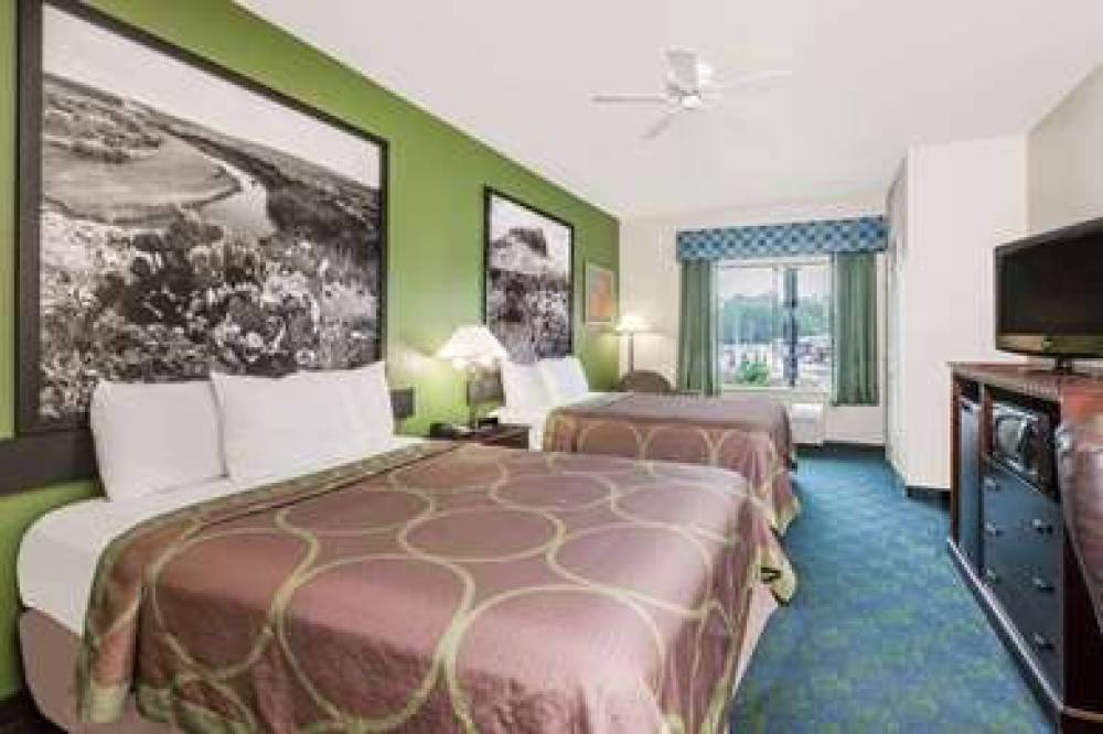 Super 8 By Wyndham Nacogdoches 9