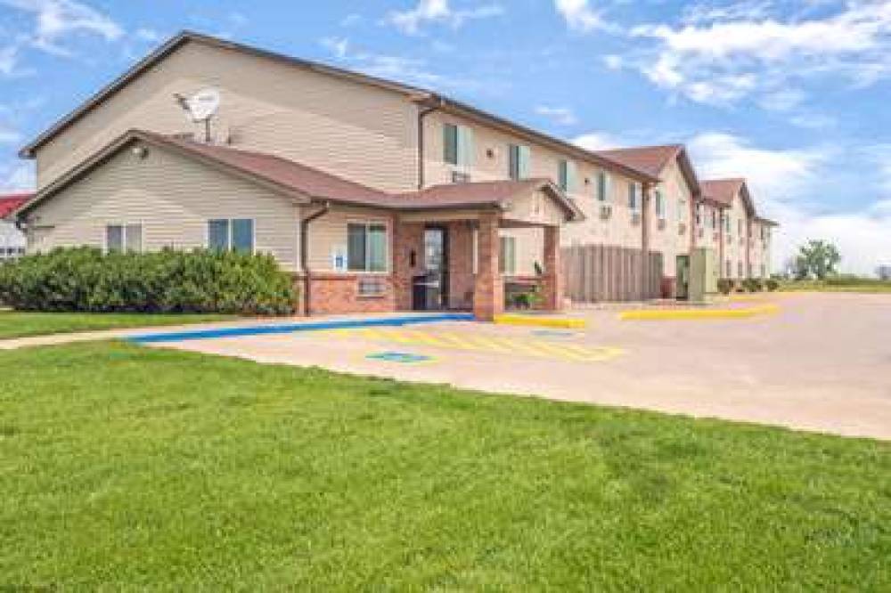 Super 8 By Wyndham Nebraska City