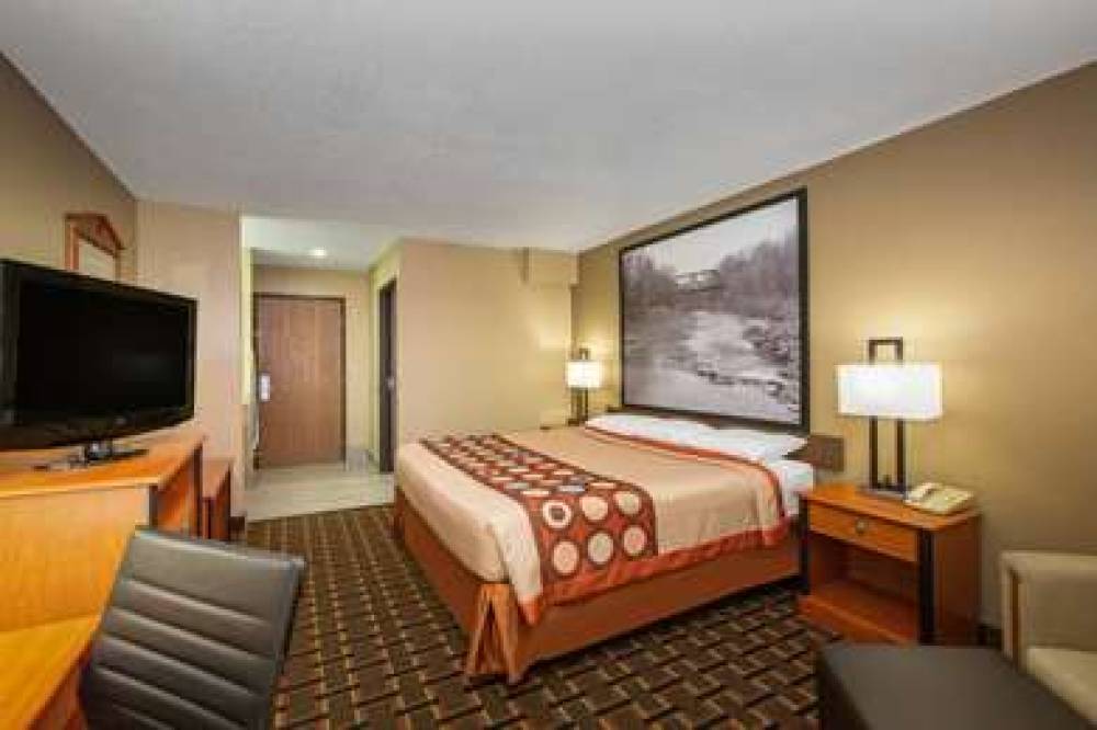 SUPER 8 BY WYNDHAM OTTAWA 8