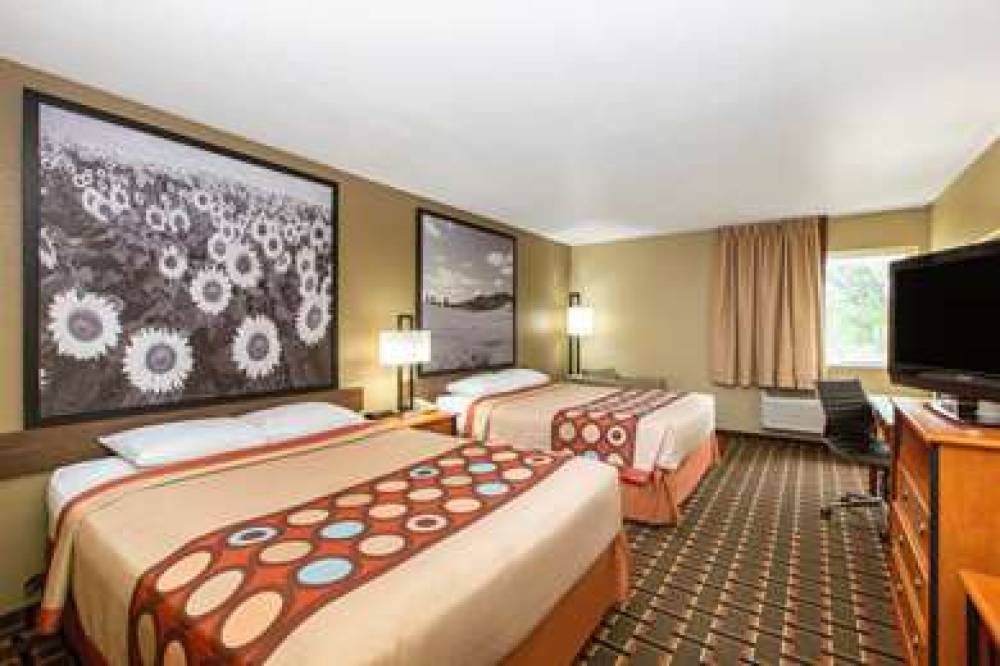 SUPER 8 BY WYNDHAM OTTAWA 7