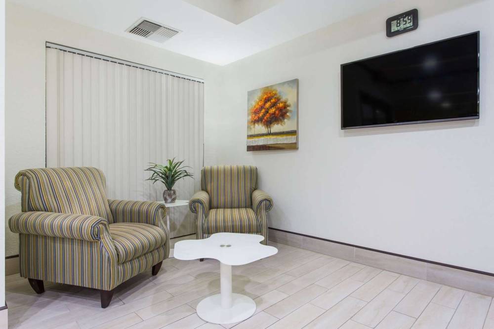 Super 8 By Wyndham Petersburg 10