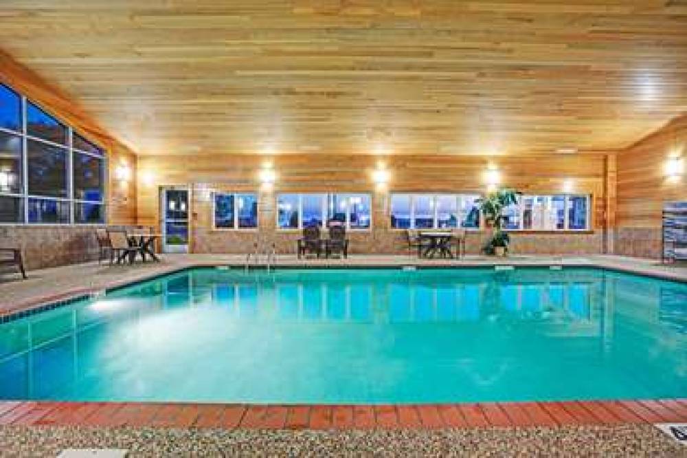 Super 8 By Wyndham Rogers Minnesota 3